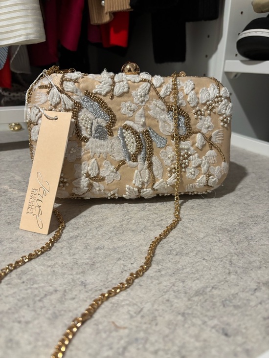 Badgley Mischka Handbags - Badgley Mischka Beaded Floral Embroidered Ivory and Gold Clutch